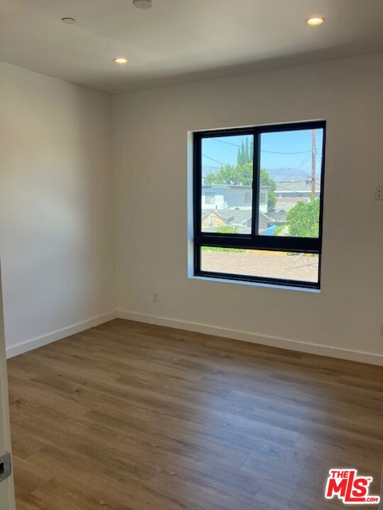 11251 Hatteras Street Property Photo 6