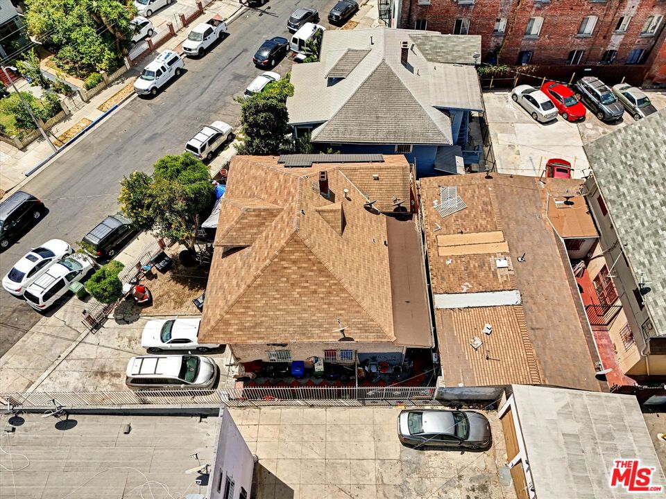 1421 Courtland Avenue Property Photo 2