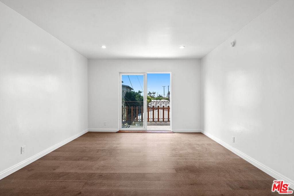 616 Sunset Avenue D Property Photo 1
