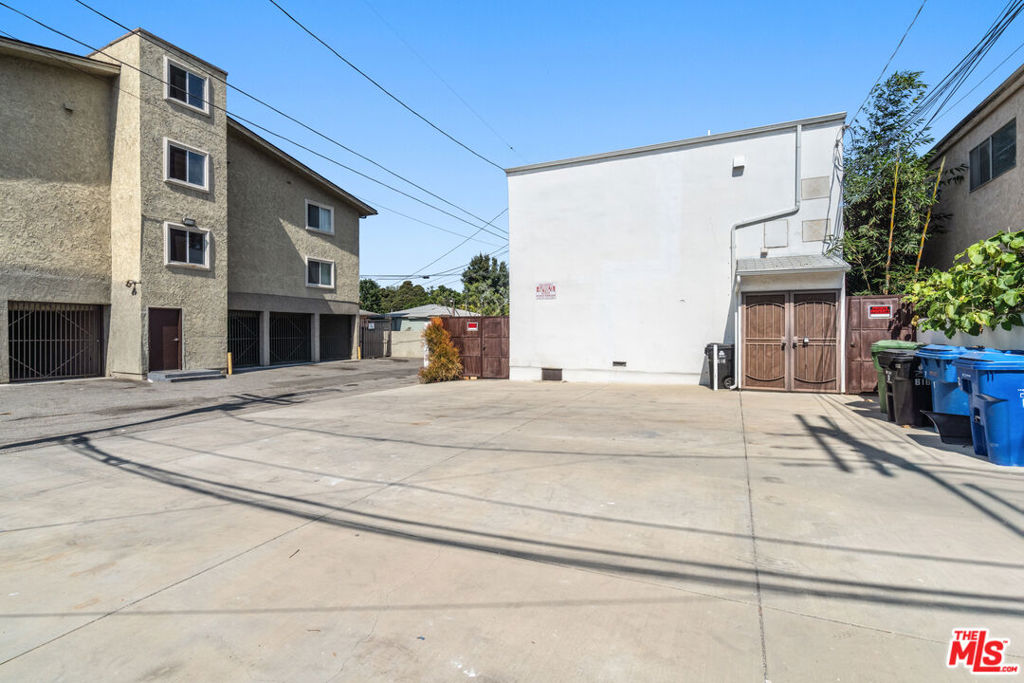 616 Sunset Avenue D Property Photo 12