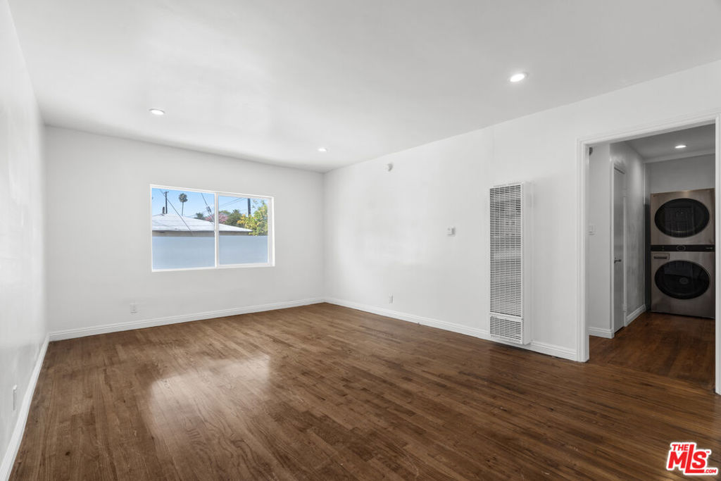 616 Sunset Avenue C Property Photo 1