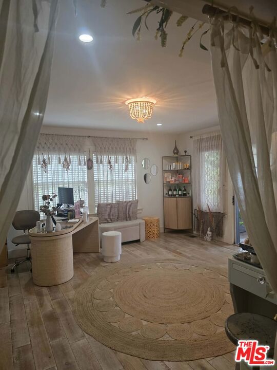 2500 Hyperion Avenue Property Photo 5