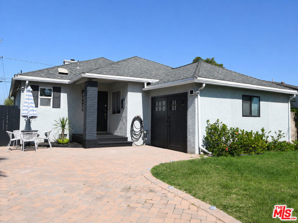 18913 Haas Avenue Property Photo 1