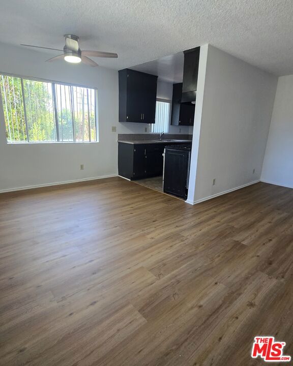 2219 S Crenshaw Boulevard 5 Property Photo 1