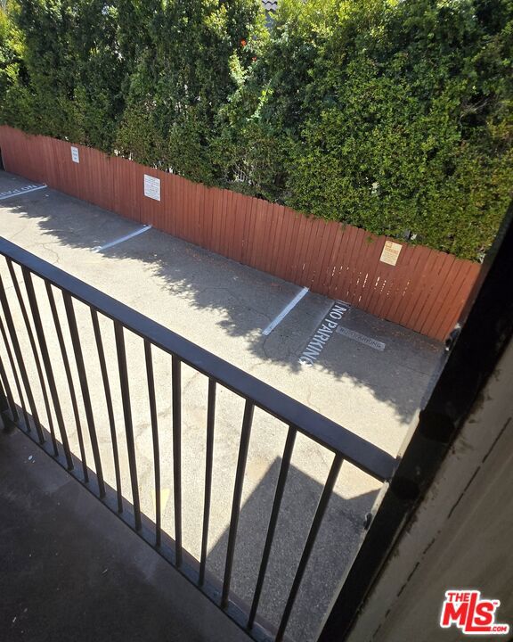 2219 S Crenshaw Boulevard 5 Property Photo 13