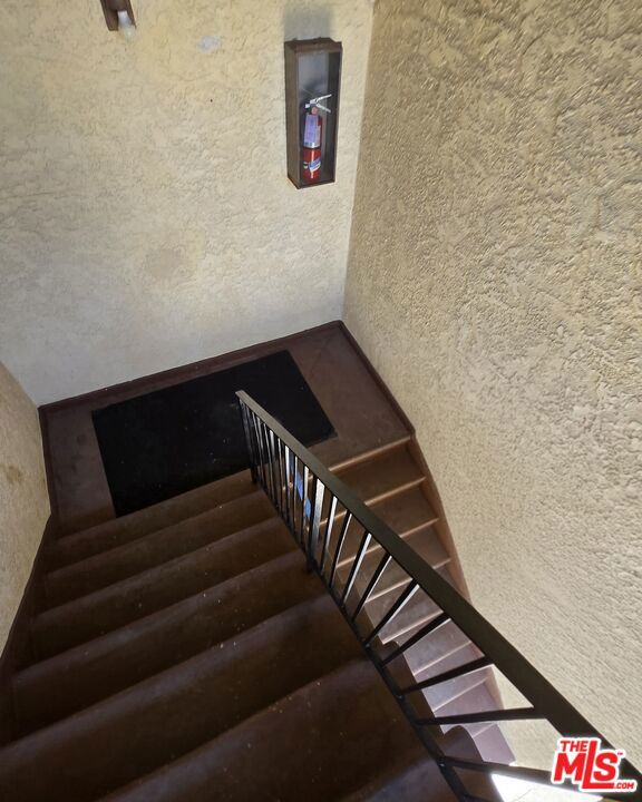 2219 S Crenshaw Boulevard 5 Property Photo 14