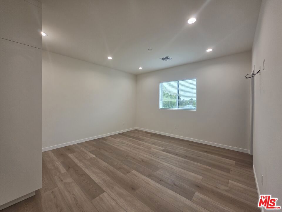 6748 Ben Avenue Property Photo 2