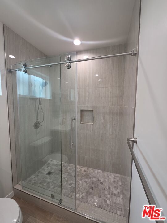 6748 Ben Avenue Property Photo 7