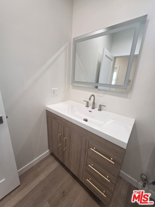 6748 Ben Avenue Property Photo 8