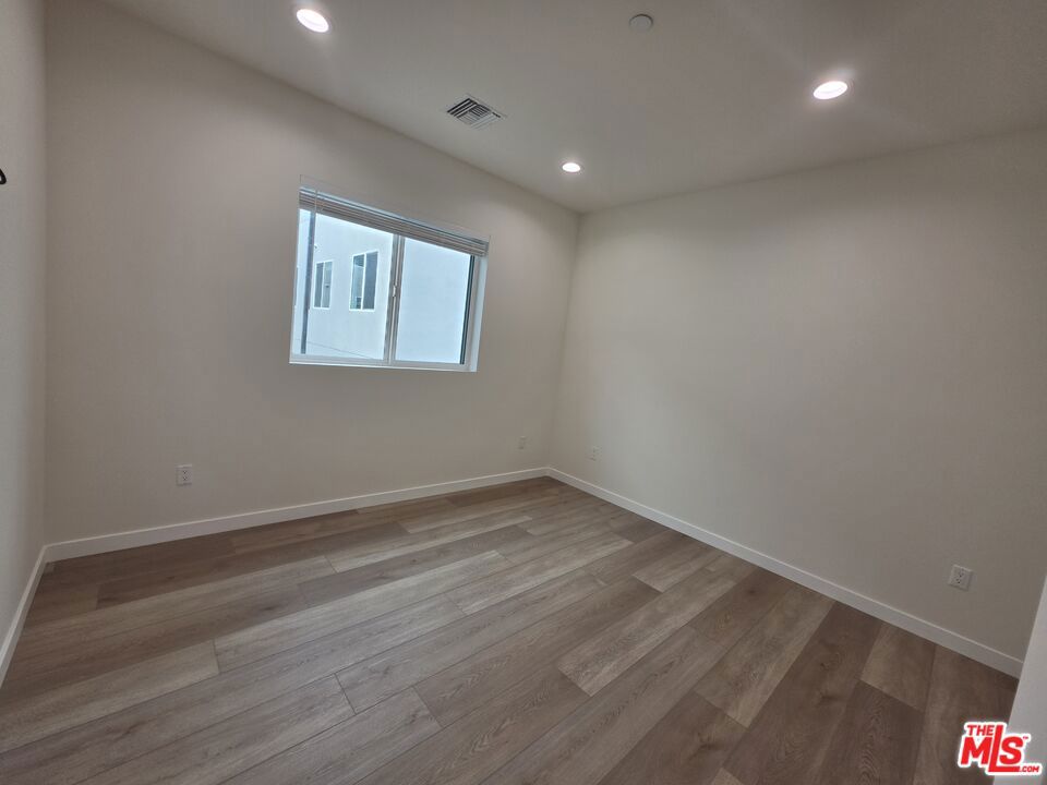 6748 Ben Avenue Property Photo 12