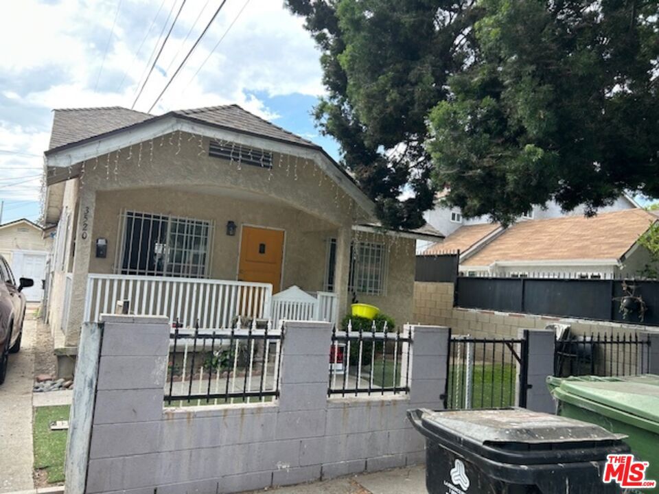  Property Photo 1