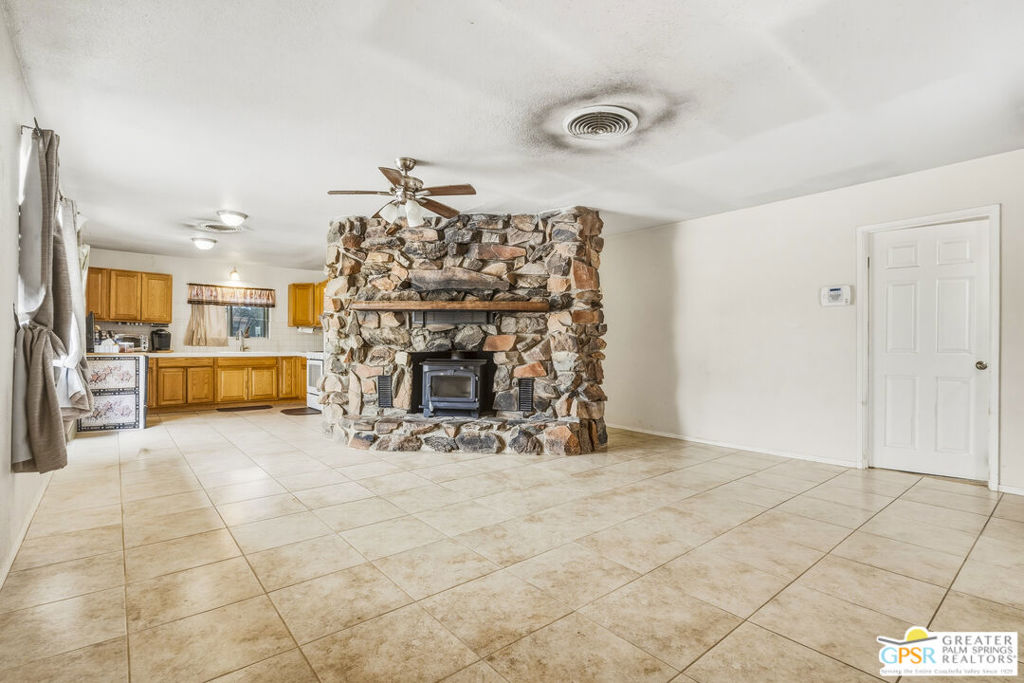 7490 Barberry Avenue Property Photo 9