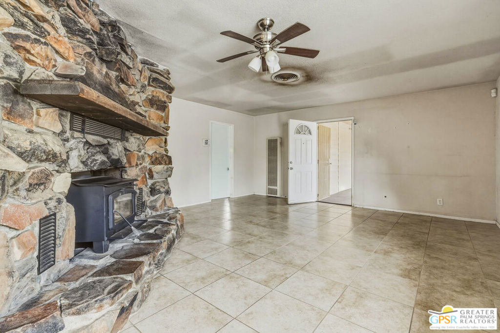 7490 Barberry Avenue Property Photo 12