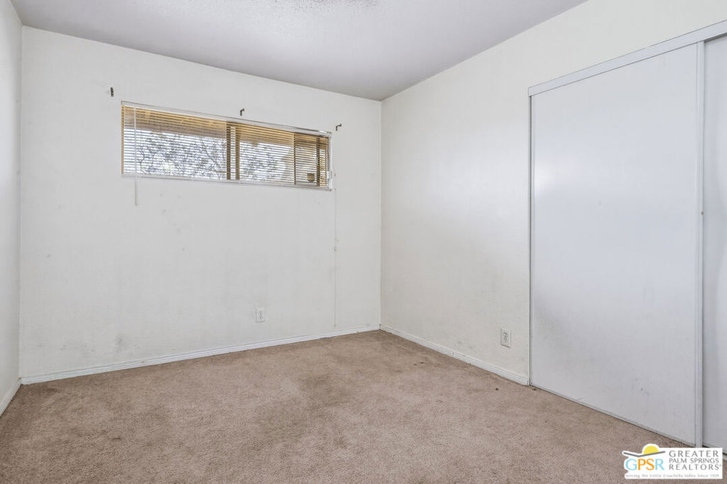 7490 Barberry Avenue Property Photo 25
