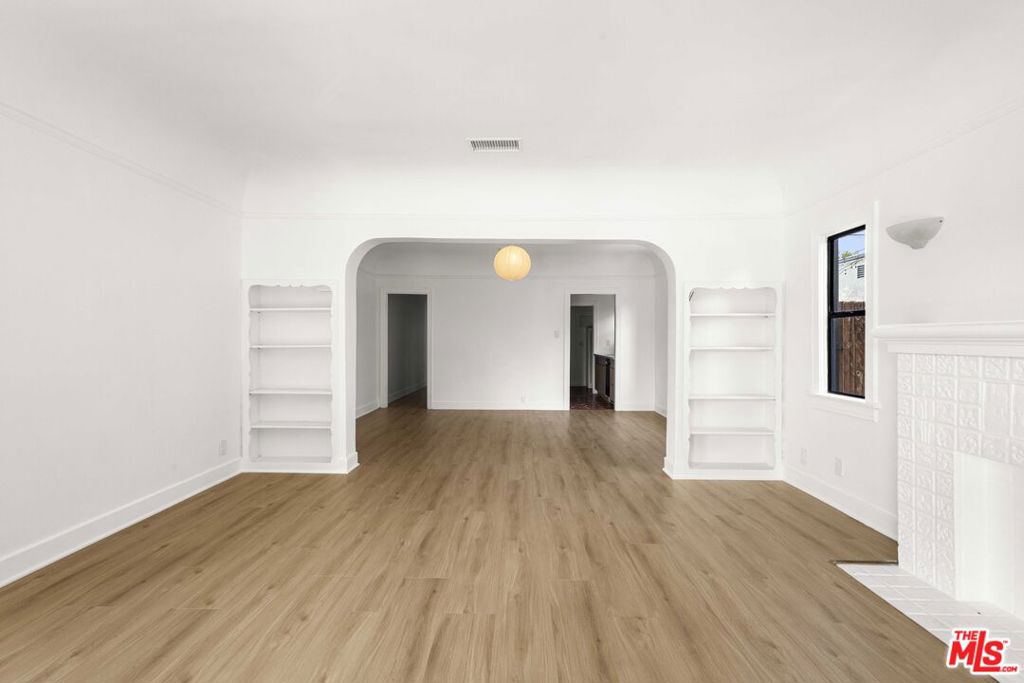 1361 Keniston Avenue Property Photo 16