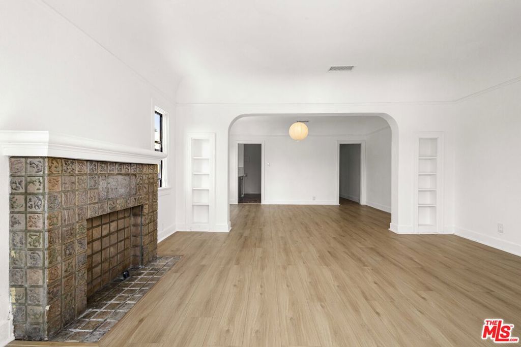 1361 Keniston Avenue Property Photo 34