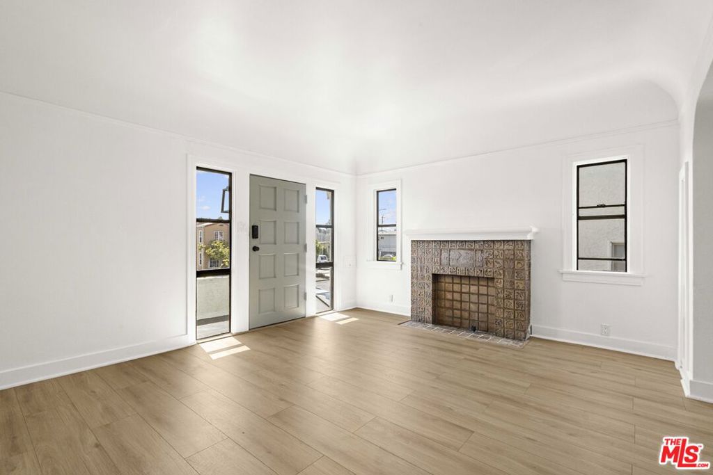 1361 Keniston Avenue Property Photo 35