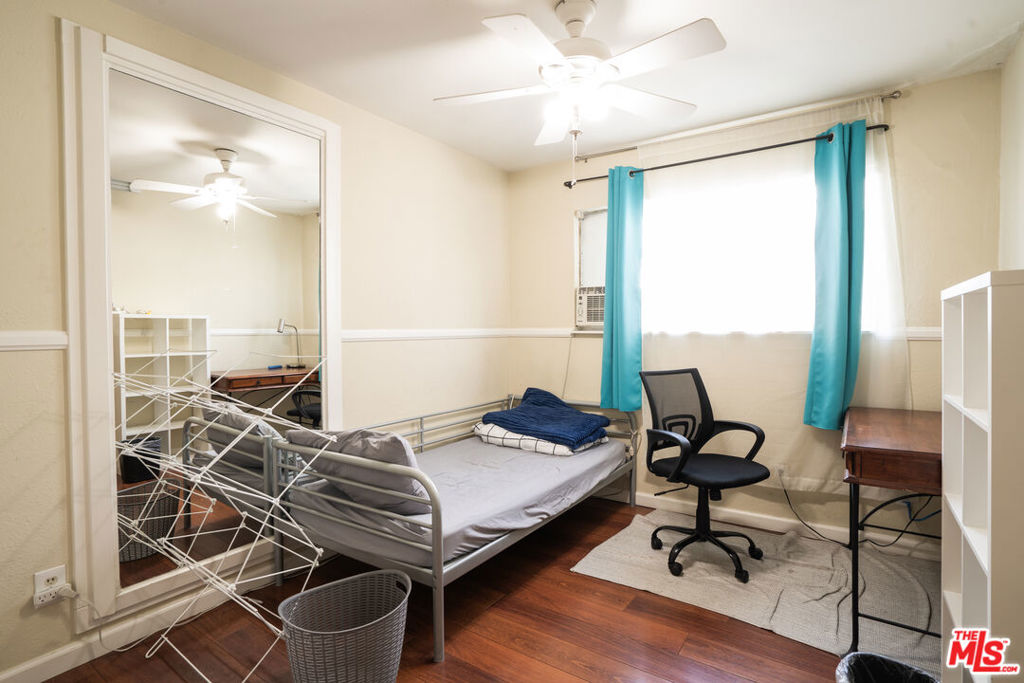 2321 Myrtle Avenue Property Photo 16