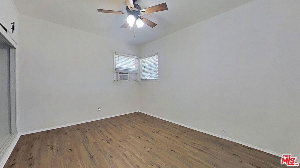 15544 Romar Street Property Photo 16