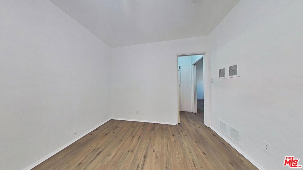 15544 Romar Street Property Photo 17