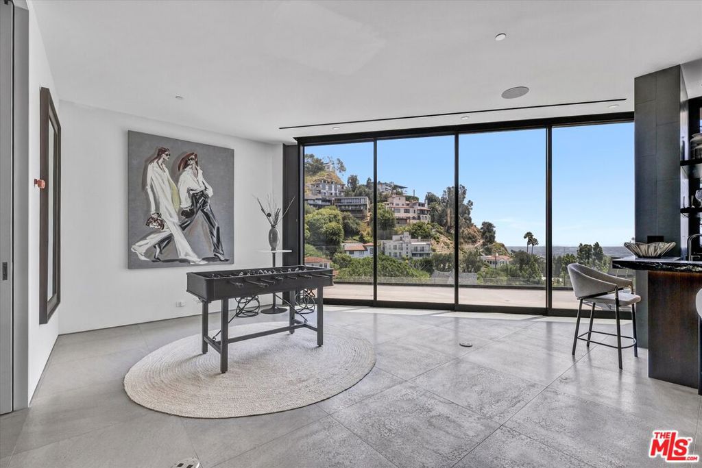 8526 Hollywood Boulevard Property Photo 53