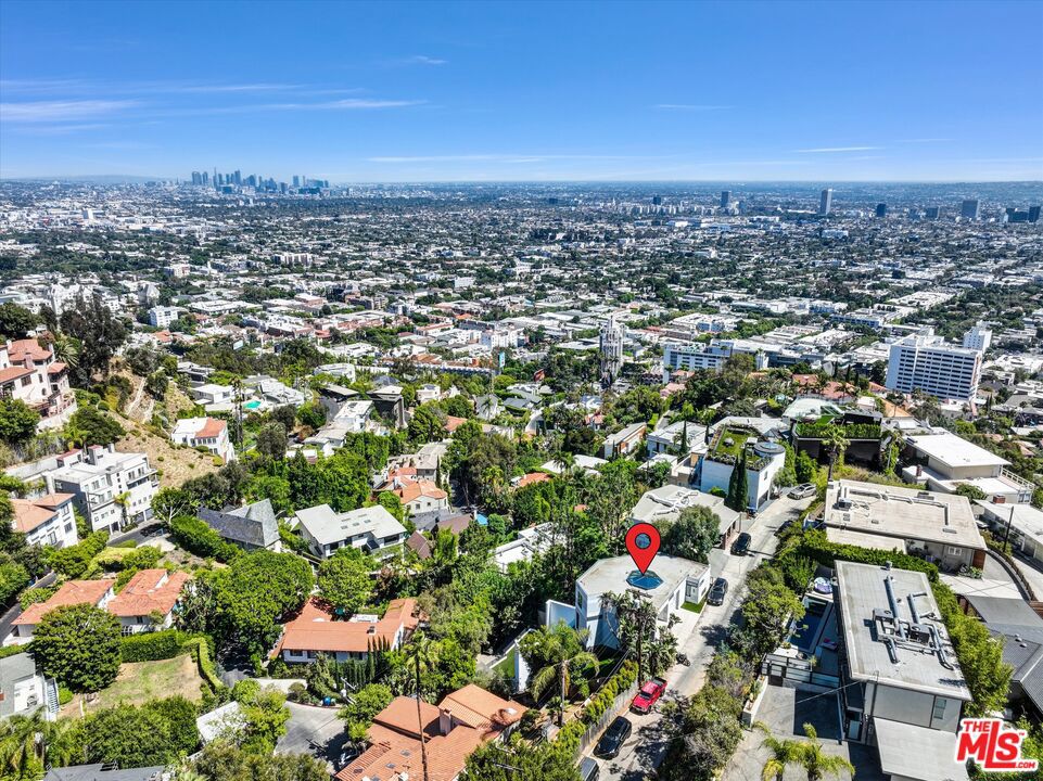8526 Hollywood Boulevard Property Photo 71