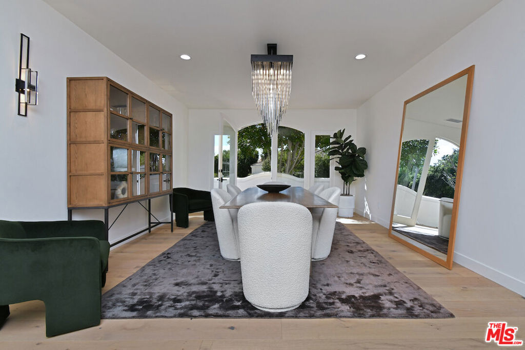 25605 Melbourne Court Property Photo 27