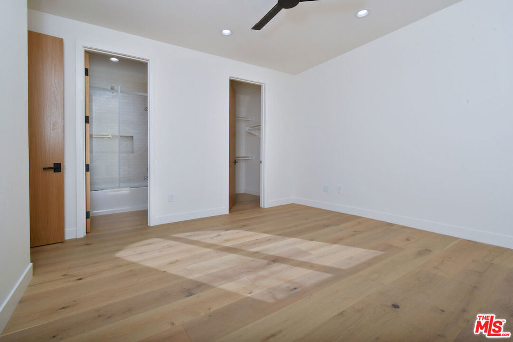 25605 Melbourne Court Property Photo 42