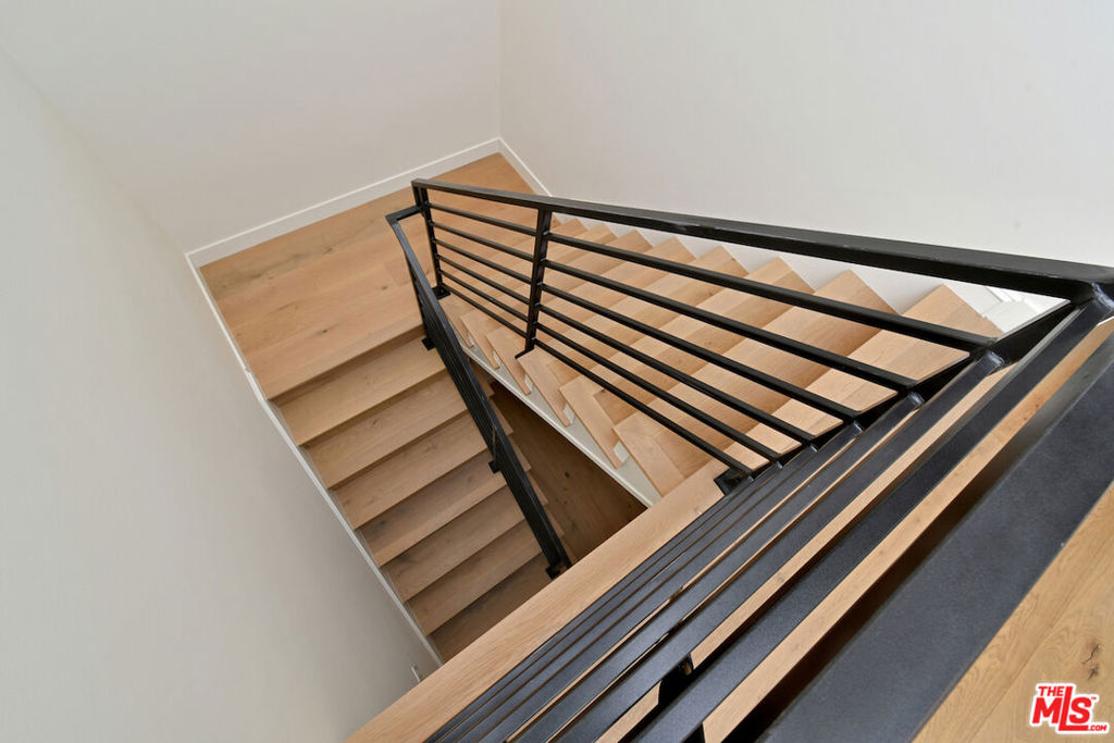 25605 Melbourne Court Property Photo 47