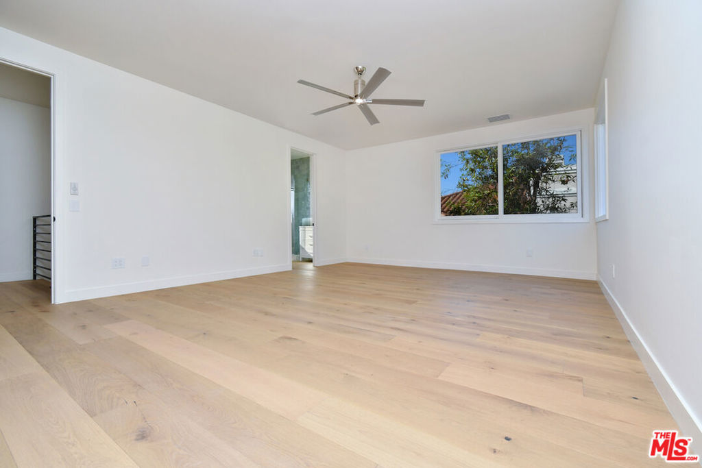 25605 Melbourne Court Property Photo 48