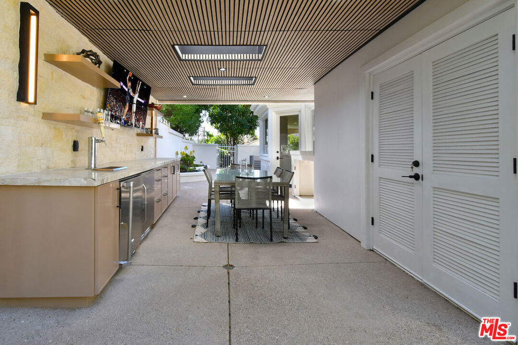 25605 Melbourne Court Property Photo 56