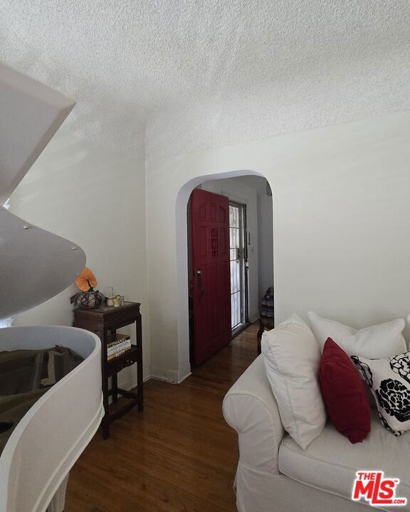 4626 Brynhurst Avenue Property Photo 6