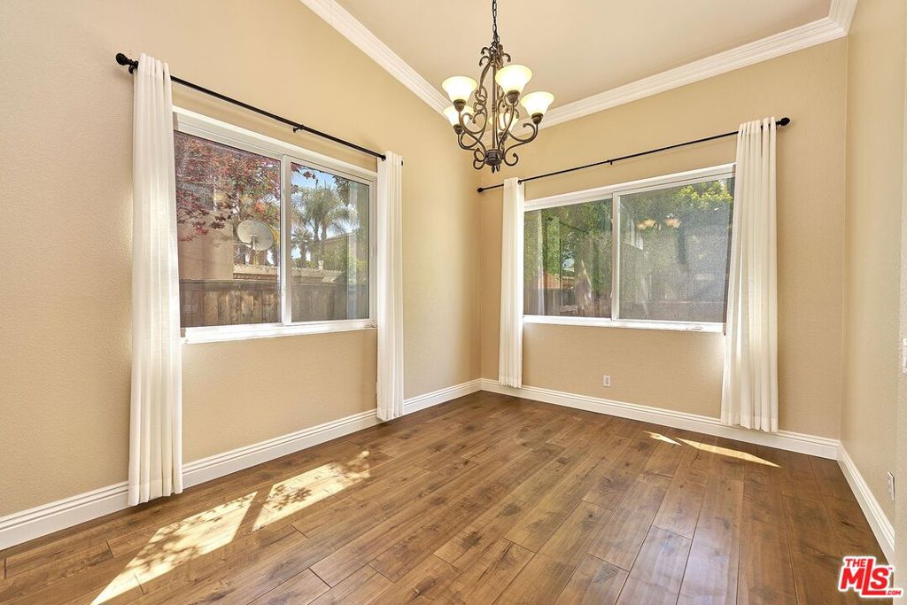 20871 Oakdale Lane Property Photo 5
