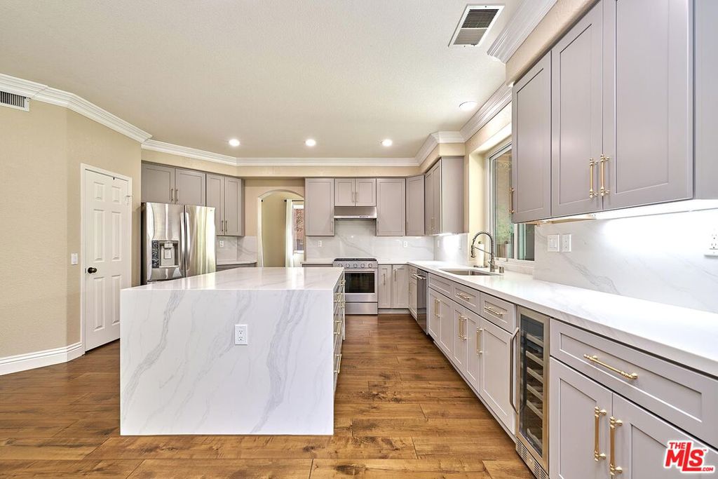 20871 Oakdale Lane Property Photo 11