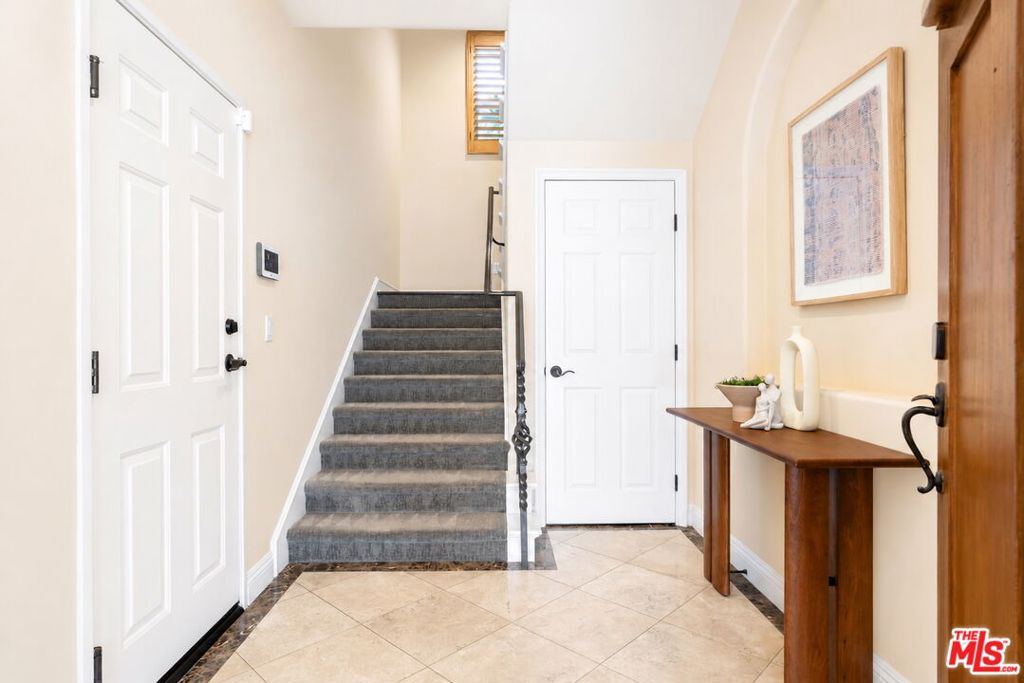 23963 De Ville Way Property Photo 28