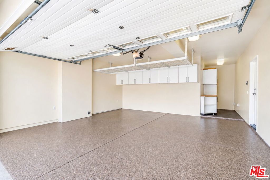 23963 De Ville Way Property Photo 29
