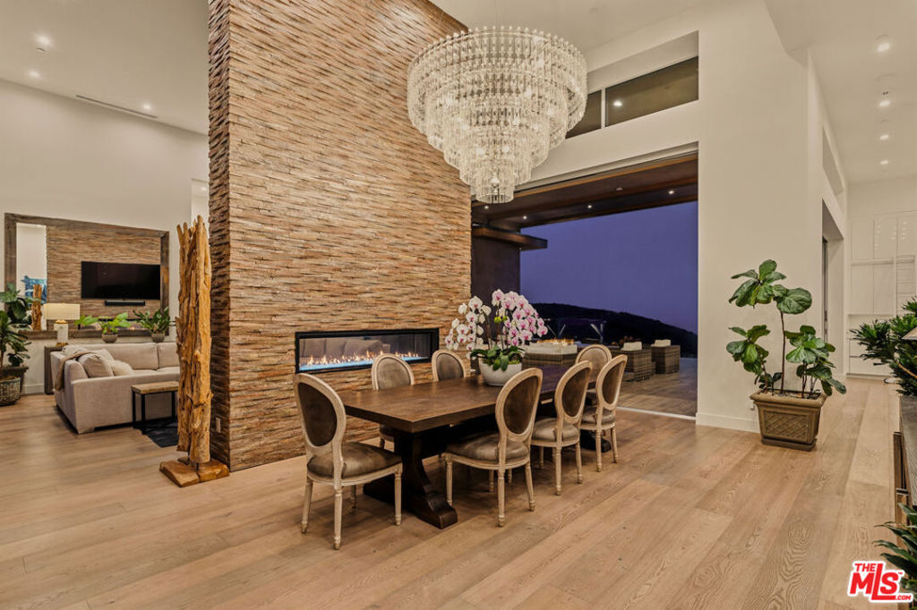 10715 Yerba Buena Road Property Photo 33