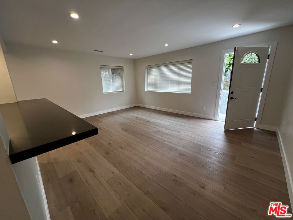 13419 Zanja Street Property Photo 3