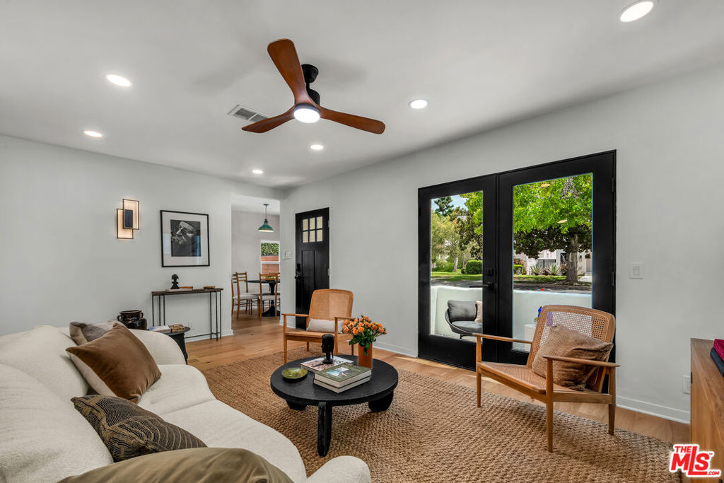 2015 Malcolm Avenue Property Photo 8
