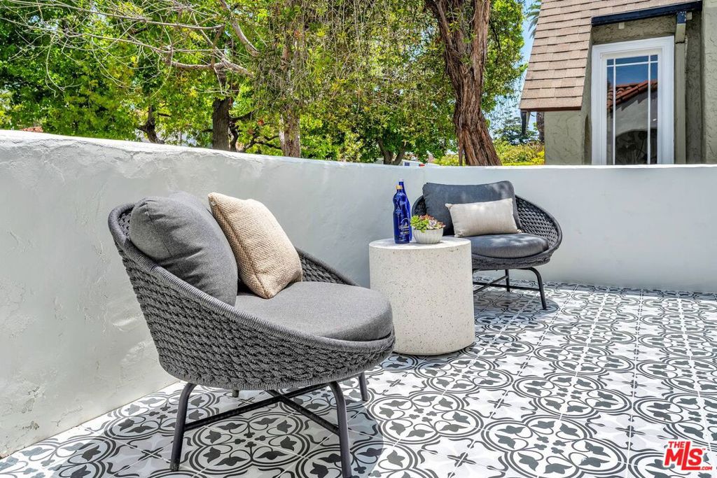 2015 Malcolm Avenue Property Photo 10