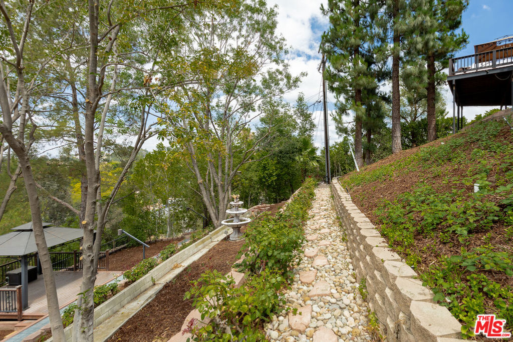 4920 Llano Drive Property Photo 34