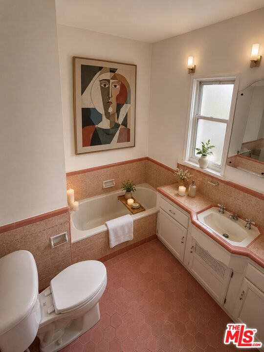 10318 S Manhattan Place Property Photo 7