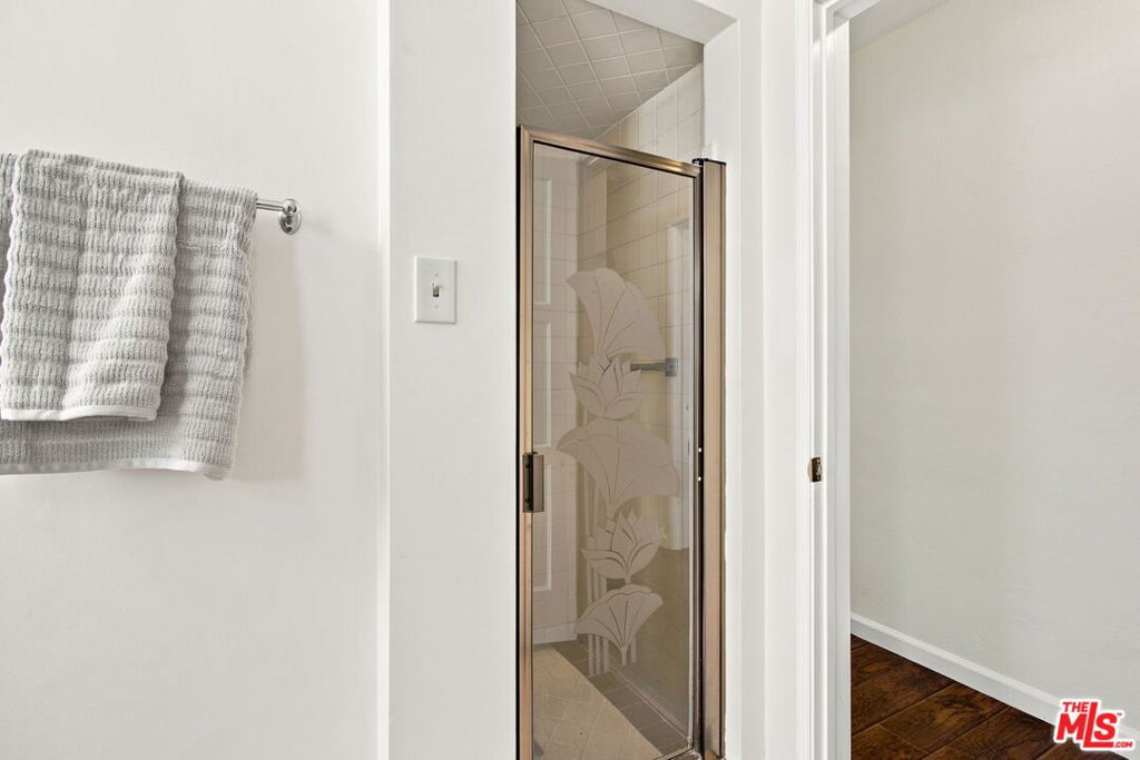 801 W Columbia Street Property Photo 32