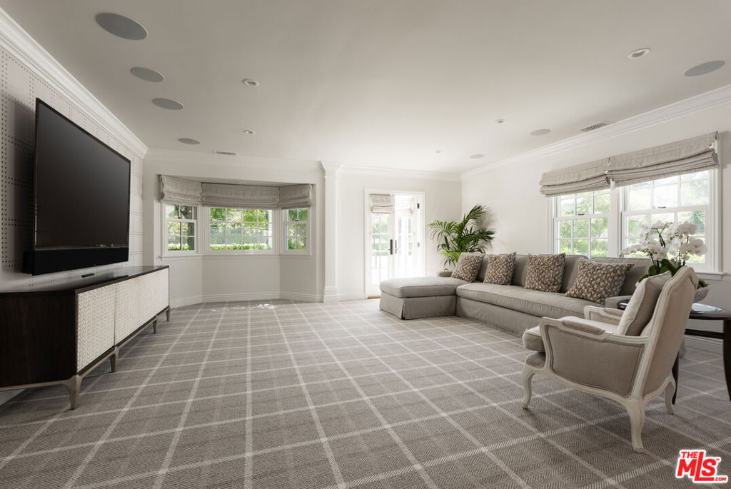 4225 Mariposa Drive Property Photo 29