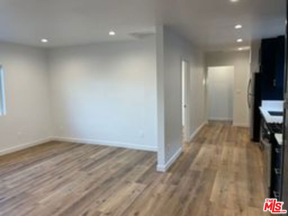 821 N Harvard Boulevard Property Photo 22