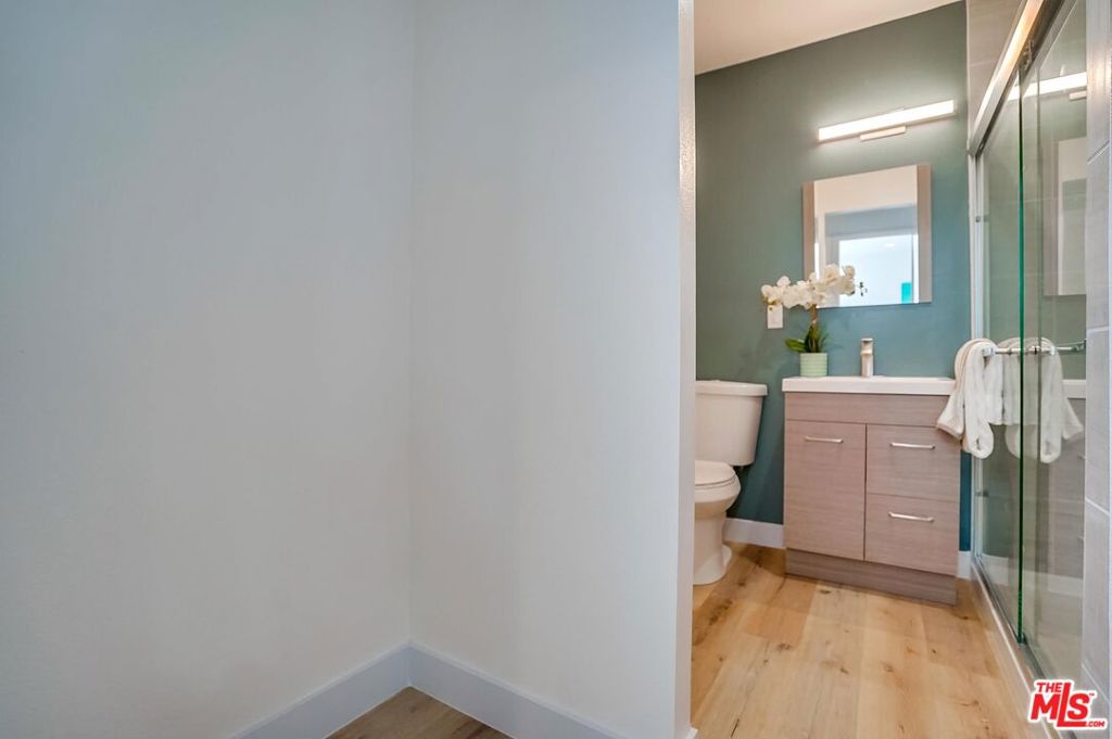 1208 Daisy Avenue Property Photo 14