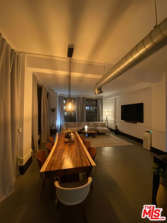 108 W 2nd Street 313 Property Photo 25