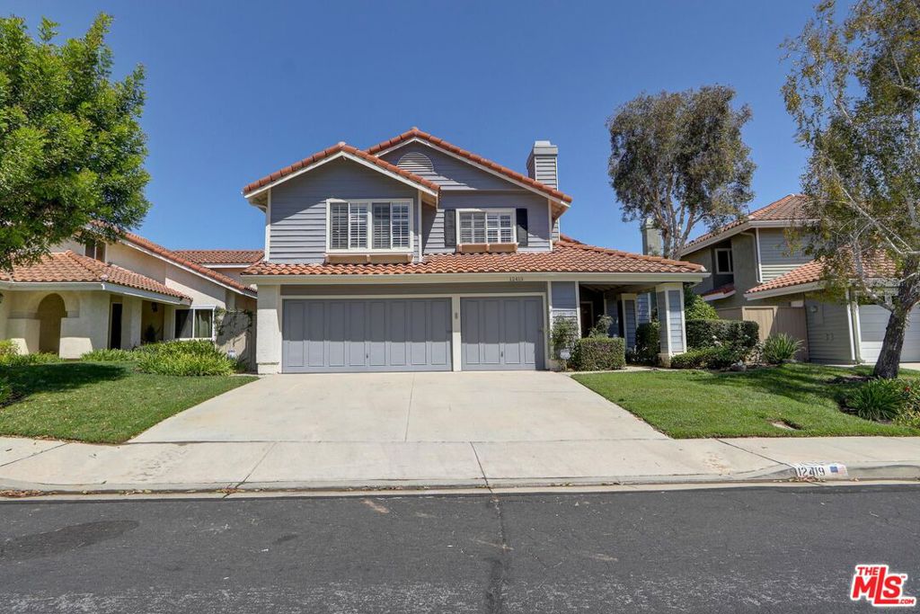 12419 Willow Hill Drive Property Photo 1