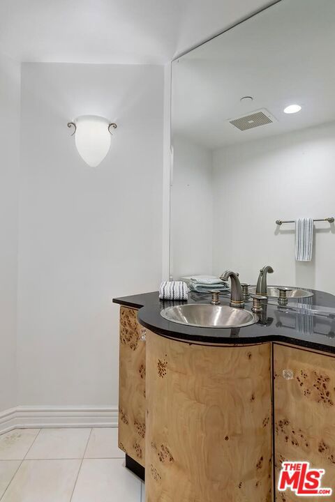 430 N Oakhurst Drive 202 Property Photo 13