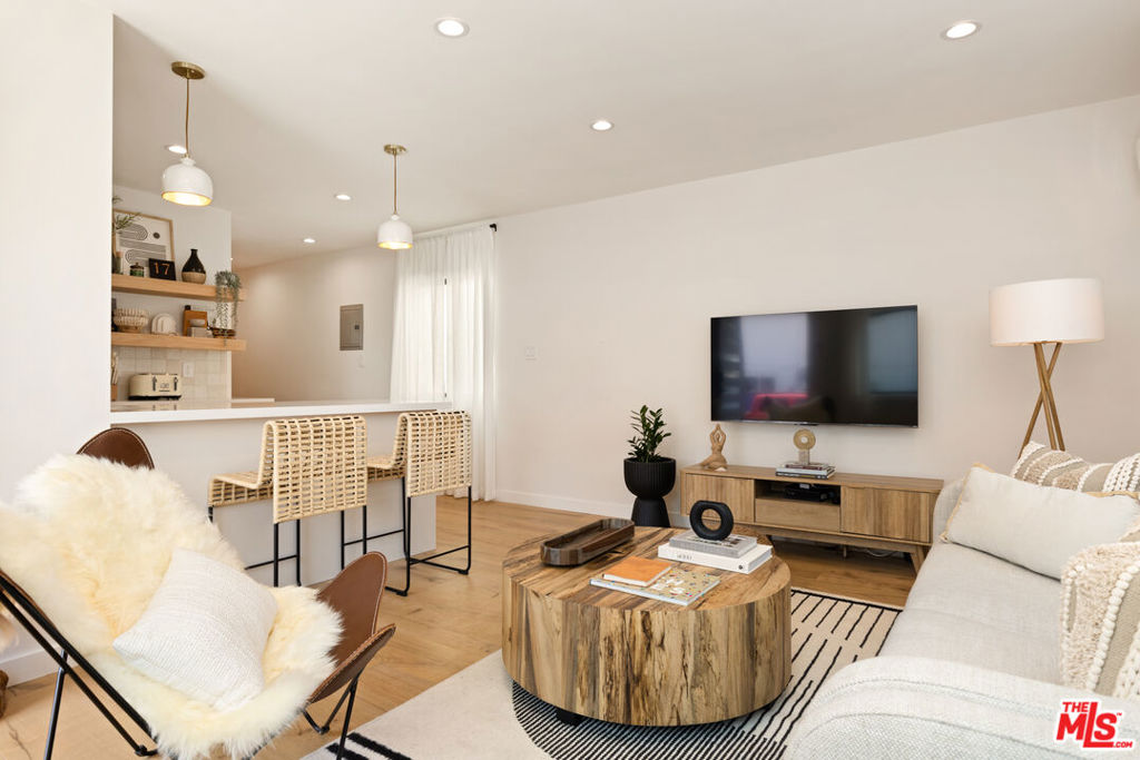 17 Sunset Avenue 1 Property Photo 2